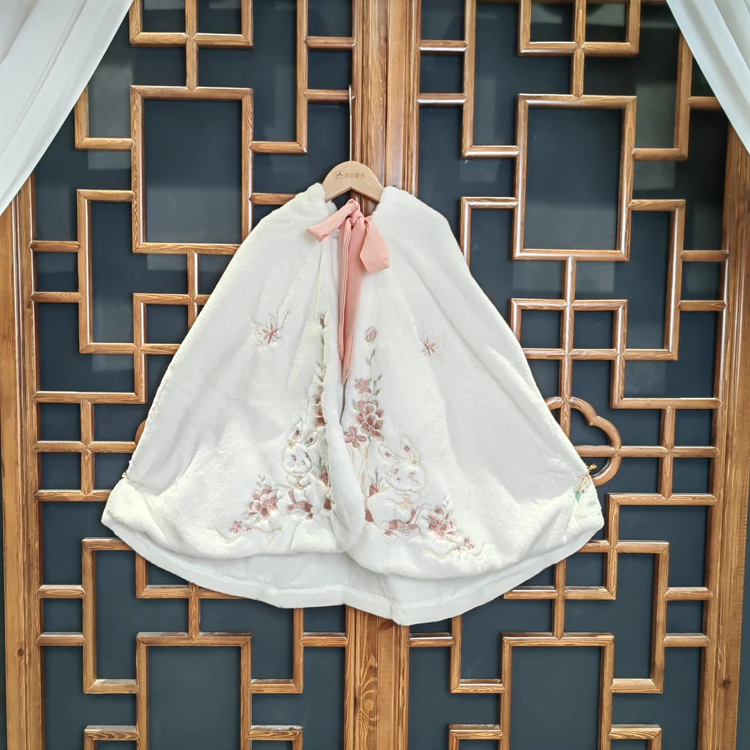 金白玉兔儿童汉服斗篷披风古风女童长款加绒加厚保暖冬季中国风