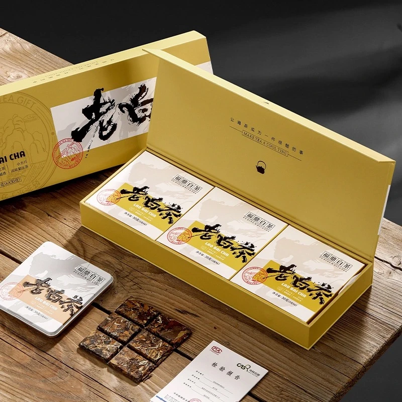 福鼎白茶2016年小方片贡眉陈年福鼎老白茶小茶饼干茶礼盒装