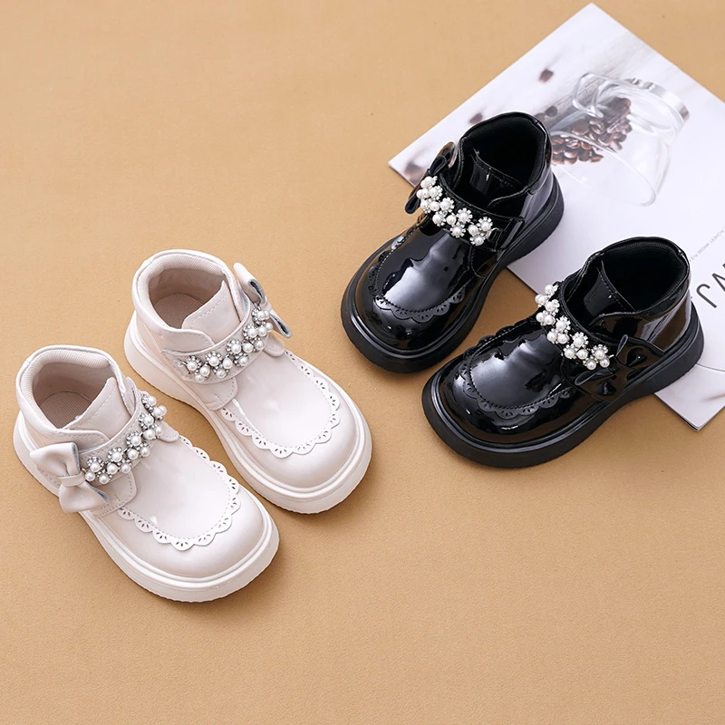 女童马丁靴短靴软底儿童靴子单靴英伦风皮靴加绒公主靴2024秋