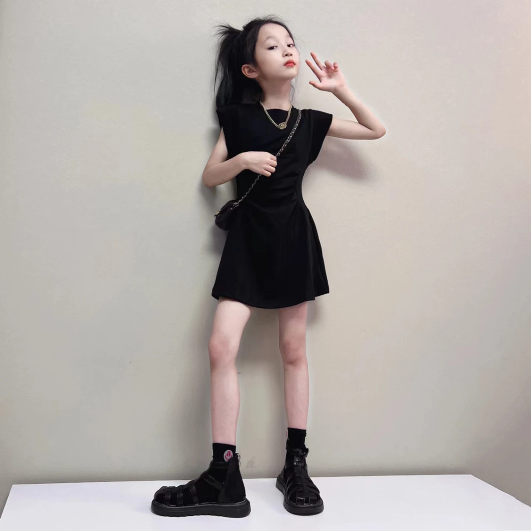 法式高级感收腰显瘦连衣裙女童夏季新款纯欲风气质圆领a字裙设计