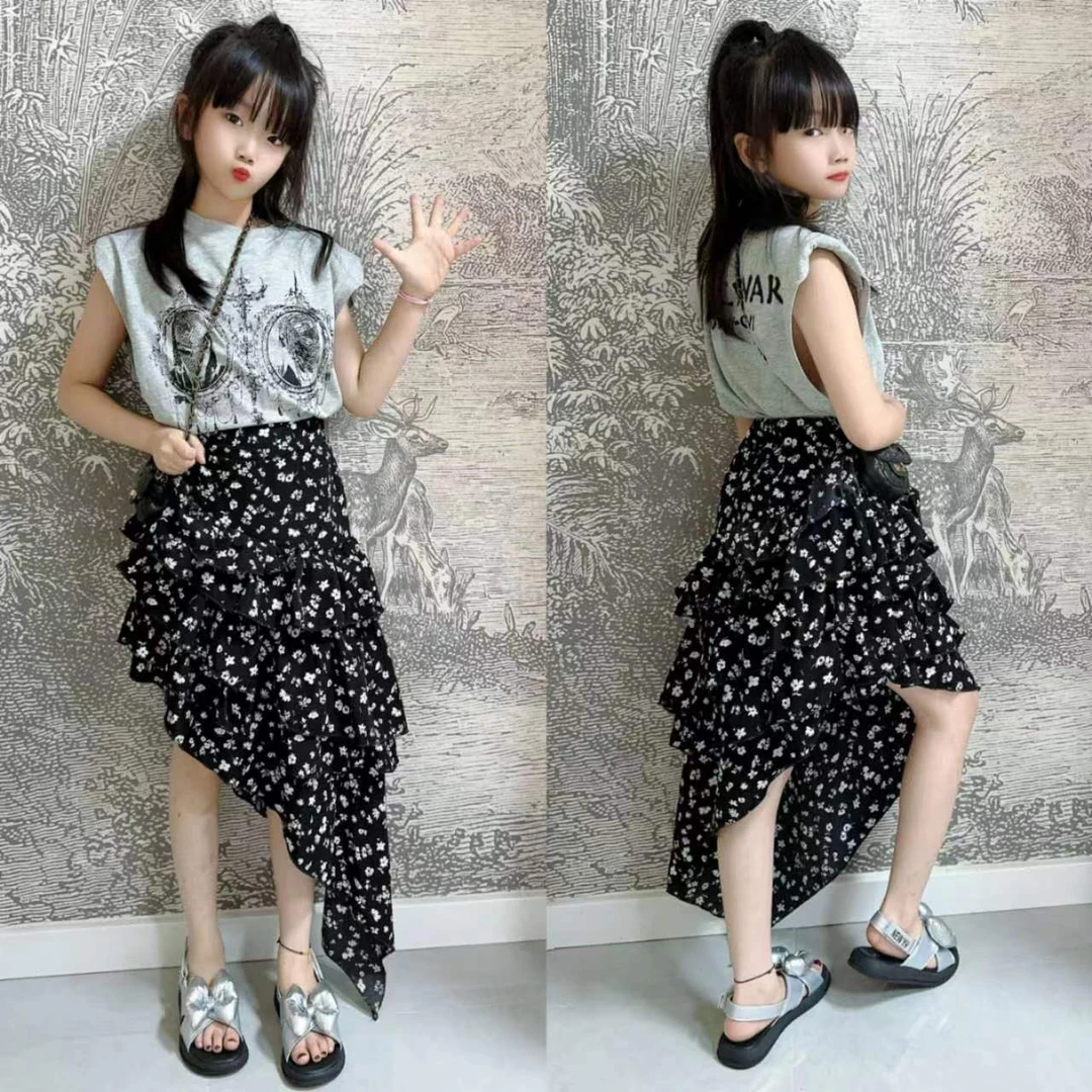 女童垫肩短袖碎花裙夏款2024新款洋气百搭儿童显瘦设计感气质套装