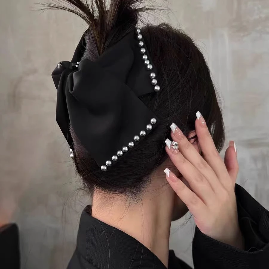 新款法式慵懒风蝴蝶结缎面仿珍珠后脑勺鲨鱼夹子高级在逃公主发抓