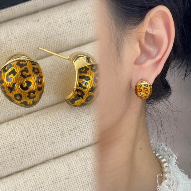 铜合金珐琅耳饰 （金色豹纹小耳钉）时尚复古简约精致