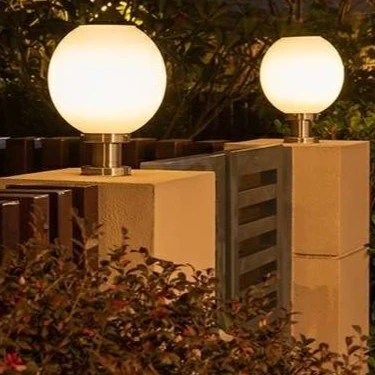 户外围墙太阳能柱头灯LED庭院灯花园景观圆形灯不锈钢防水球形灯