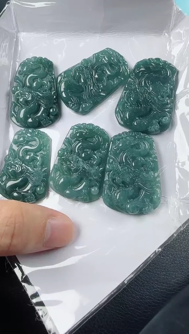 【闪购商品】翡翠颈饰未镶嵌小龙多样性发货一件发货