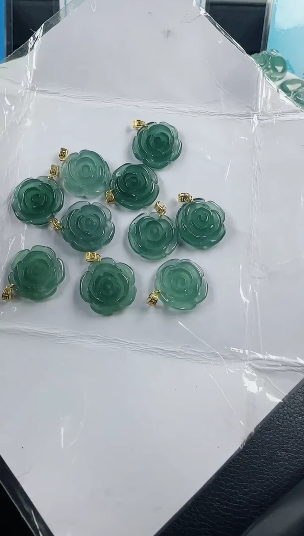 【闪购商品】翡翠颈饰18K金镶嵌玫瑰花多样性发货一件发货