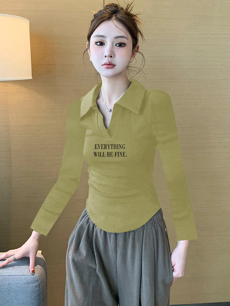 修身秋冬显瘦绿色V领小众时尚打底上衣长袖t恤女欧货百搭弧型下摆