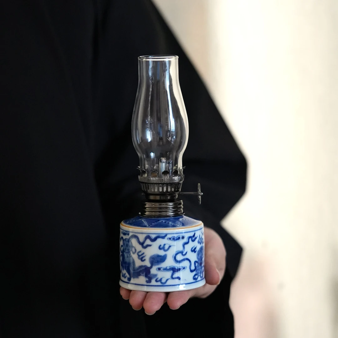 宽窄.狮子滚绣球青花瓷-酥油灯 酒精灯煤油灯摆件家用陶瓷零配