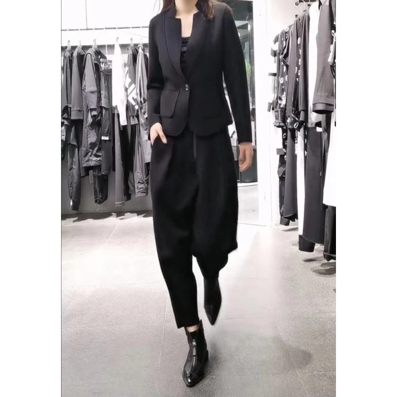 新款时尚气质职业修身外套小脚 裤显瘦高腰空气层套装女装