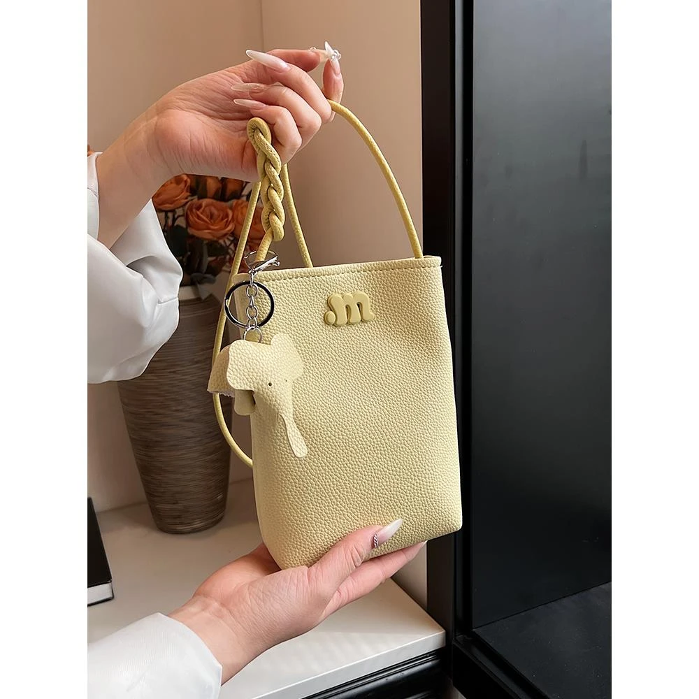 手机包包女2025新款质感软皮斜挎小包休闲轻便小挎包迷你单肩包夏