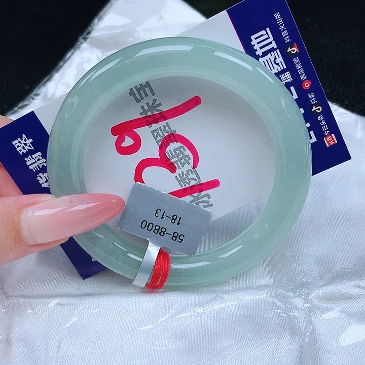 翡翠手镯未镶嵌缅甸天然a货翡翠手镯