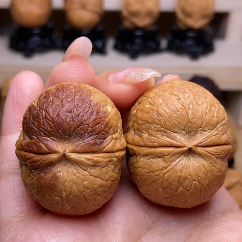 【闪购商品】桃核吊坠功**猫28q