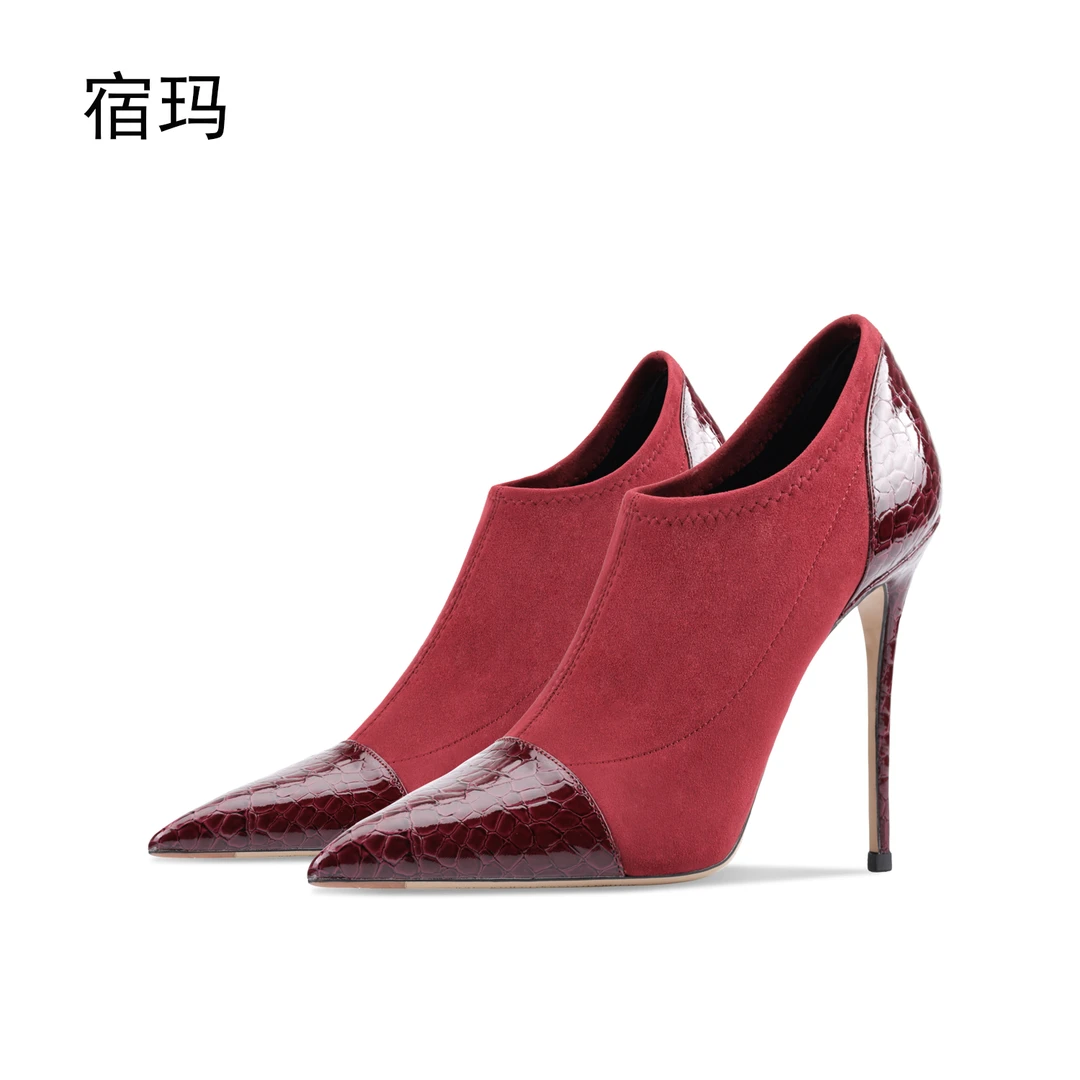 酒红色绒面拼接深口高跟短靴女2025年新款秋冬细跟尖头性感及踝靴