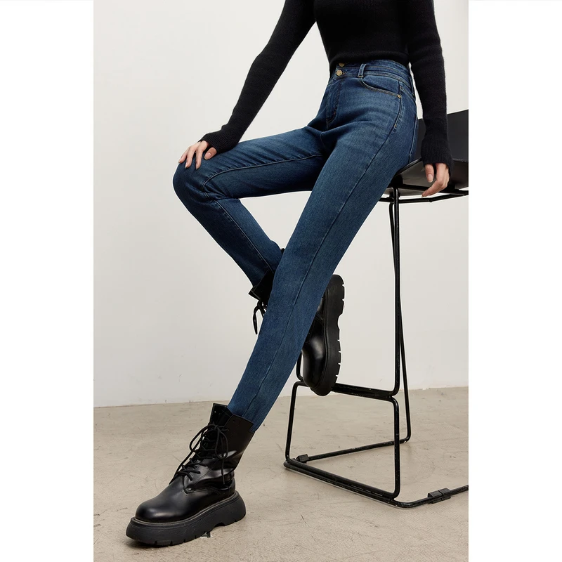 伊芙丽高腰加绒发热保暖百搭修身显瘦牛仔小脚裤女2024冬季新款