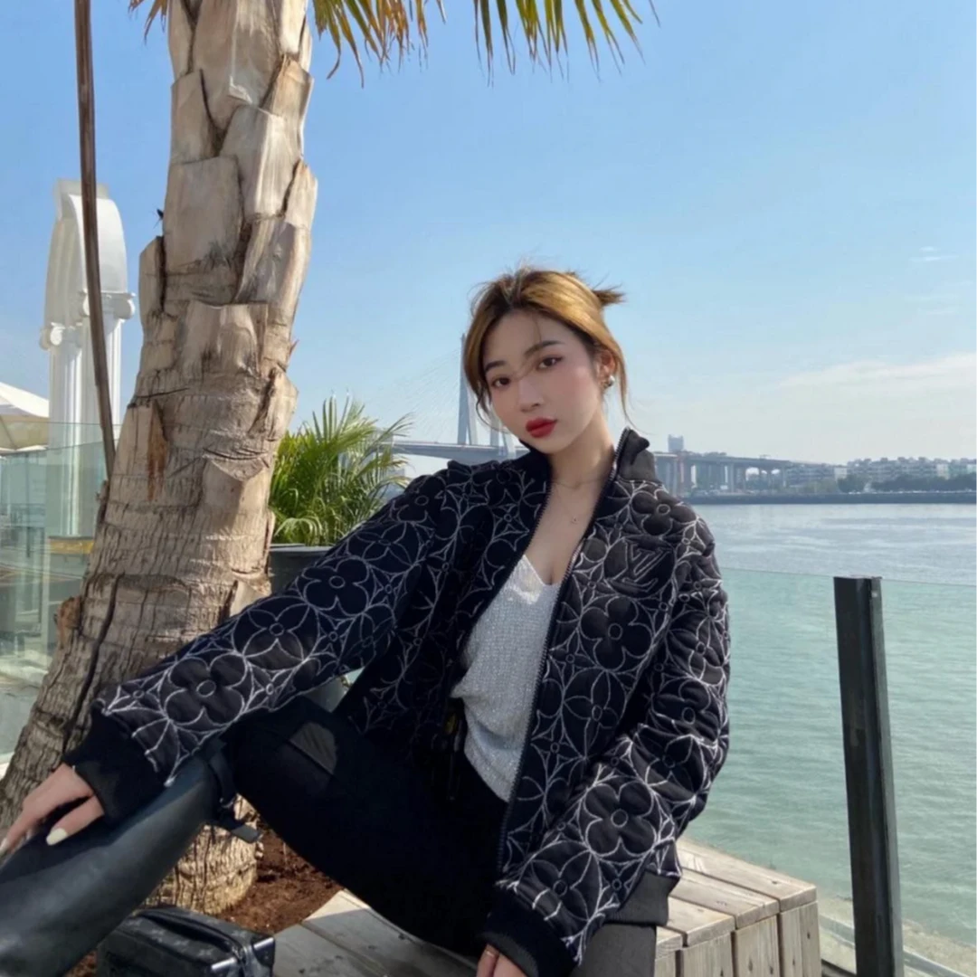 LouisVuitton/路易威登榛榛臻选/99新/bb00391/LV外套/Xs码