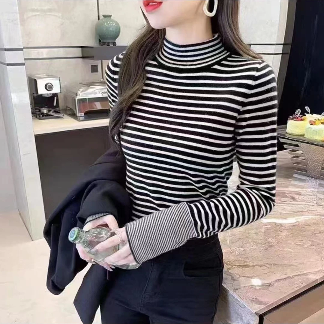 012半高领条纹拼色打底衫