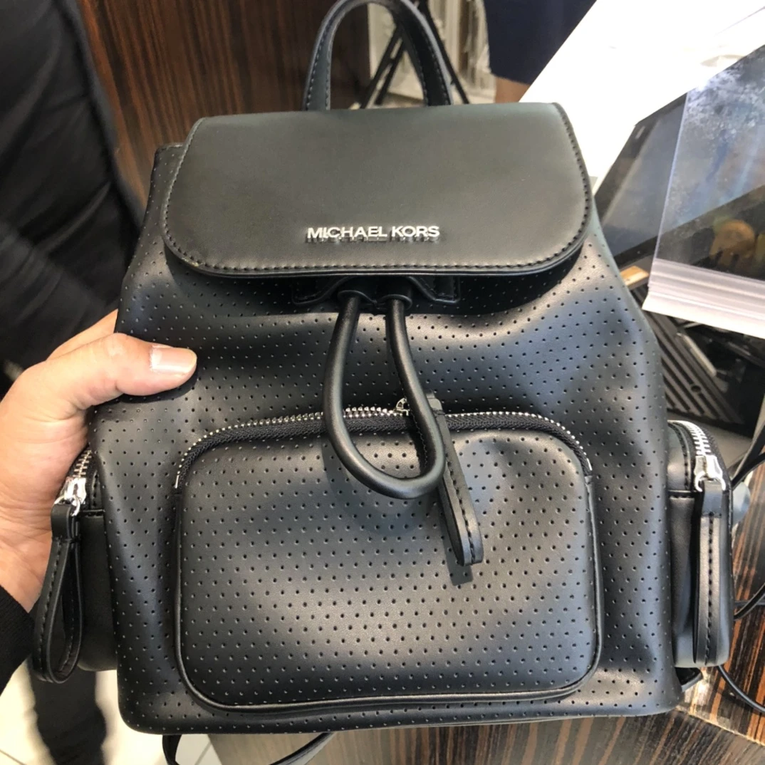 全新未使用 MICHAELKORS/迈克高仕 ls58373-MK双肩包(国内现货）