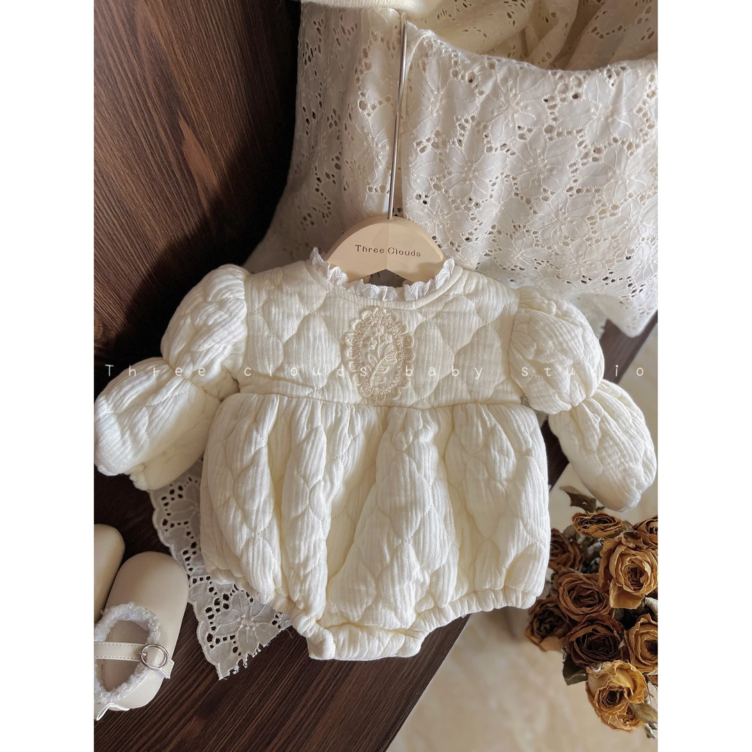 三小朵2175婴幼儿宝宝女童秋冬蕾丝棉纱加绒加棉加厚三角哈衣包屁