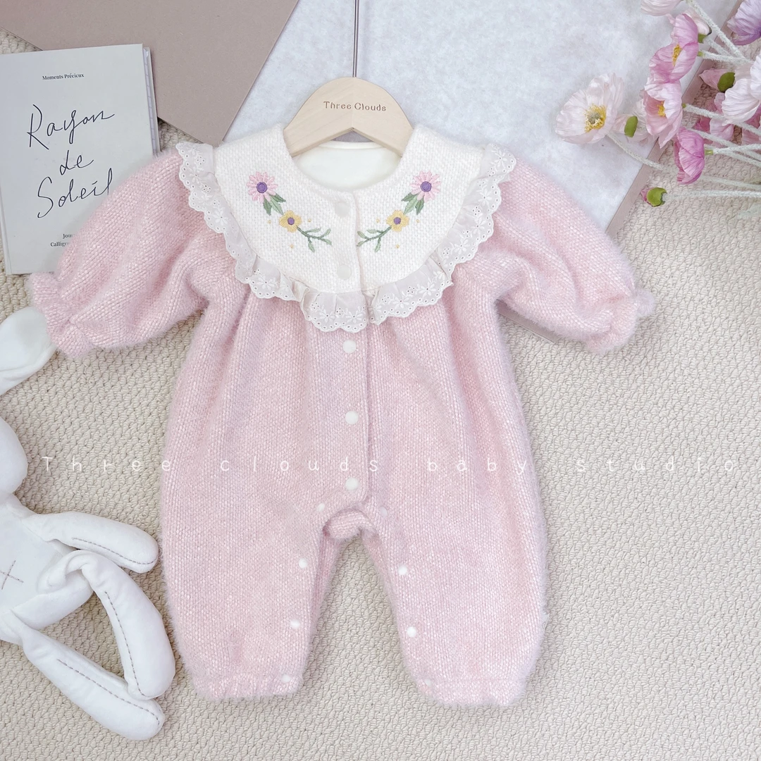三小朵婴幼儿宝宝女童秋冬加绒刺绣仿貂绒加厚外出服爬服连体衣