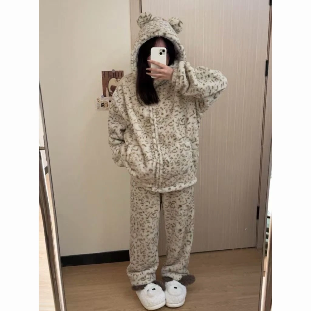 新款可爱豹纹家居服睡衣连帽套装可外穿保暖时尚秋冬季
