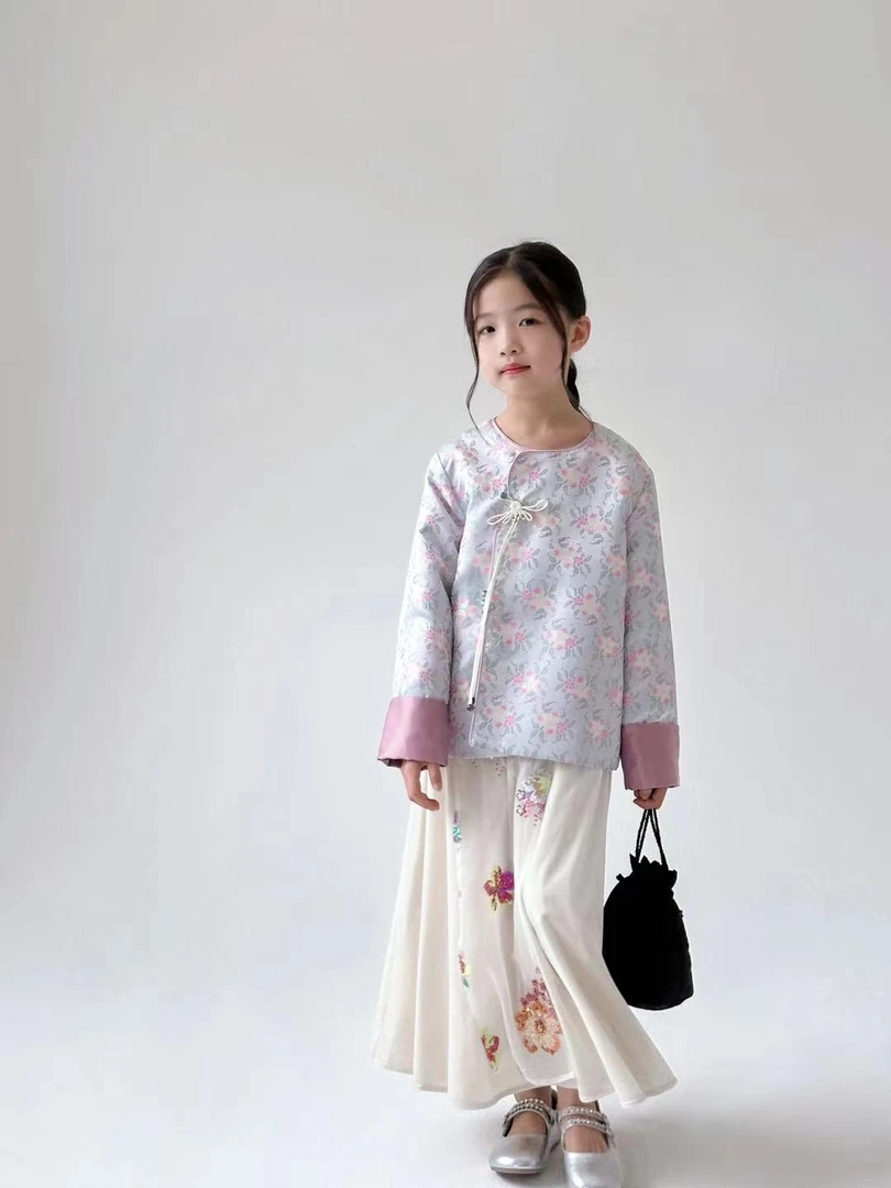 （在仓现货）『桃乐』小众设计师新中式国风外套+绣片马面裙