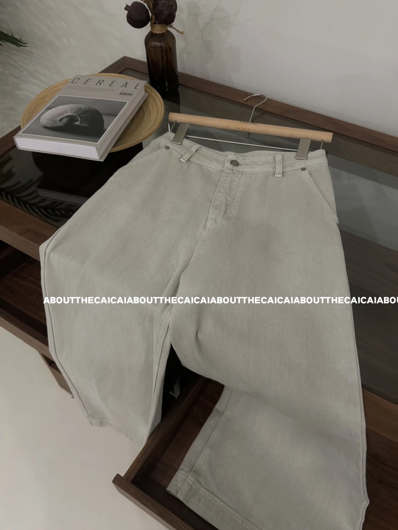 【CAICAI】秋冬直筒牛仔裤女显瘦法式复古休闲阔腿裤