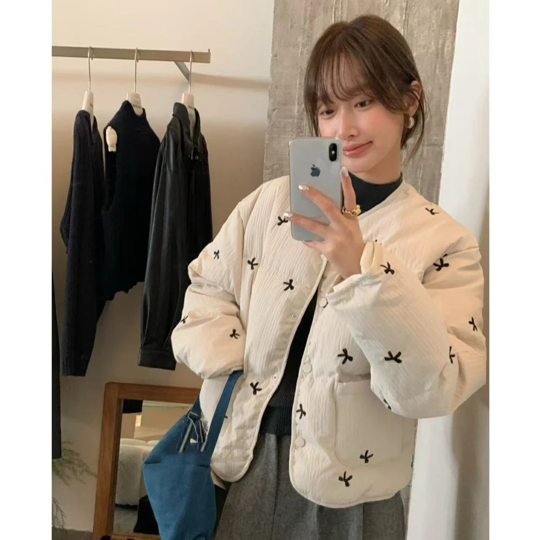 蝴蝶结刺绣棉服女纯欲减龄甜美短款加棉加厚外套保暖