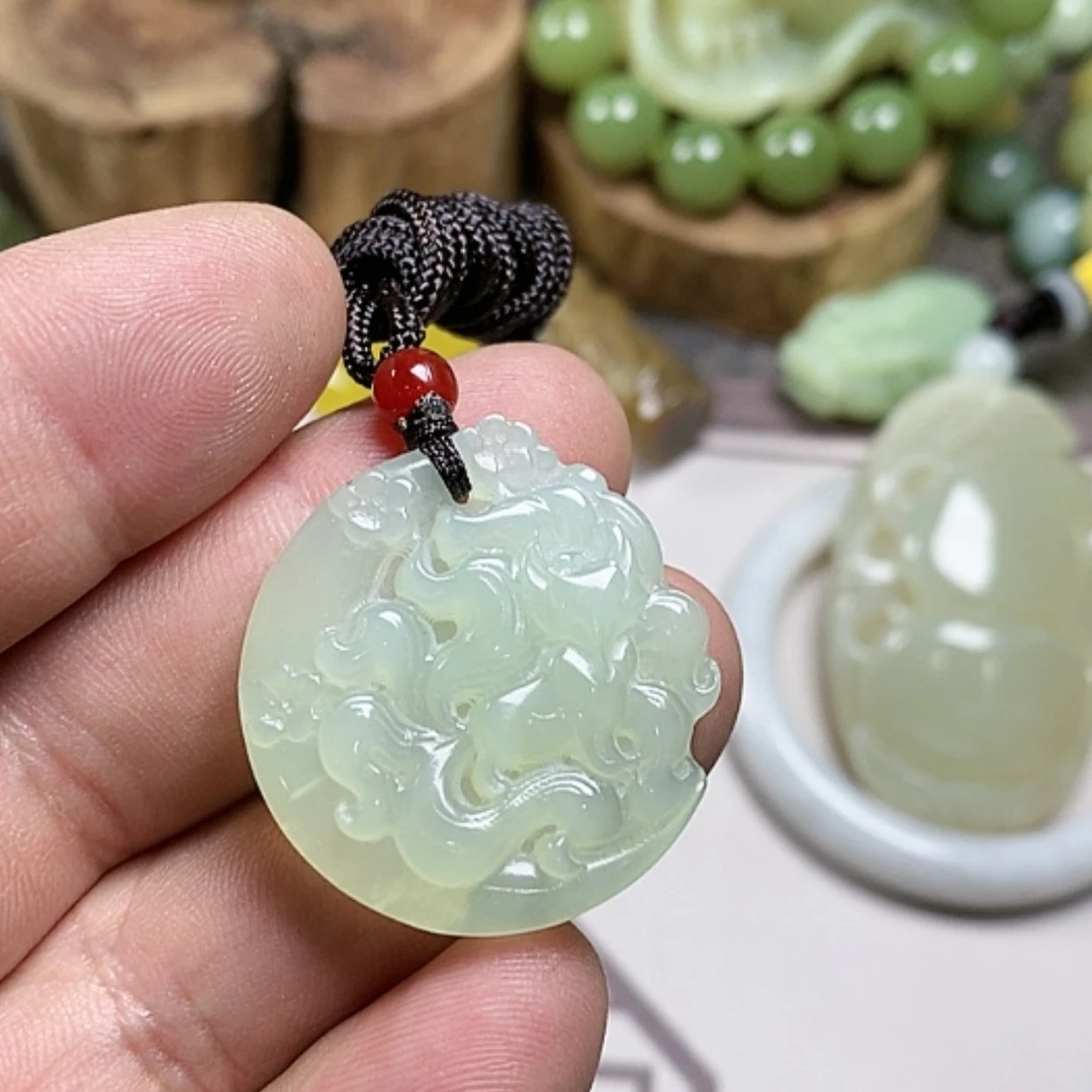 【闪购商品】岫玉颈饰合金