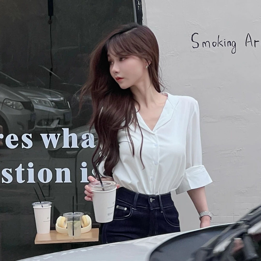 《露丝正确版衬衫》气质职场白色衬衫显瘦衬衣长袖短款时尚（衣长58）