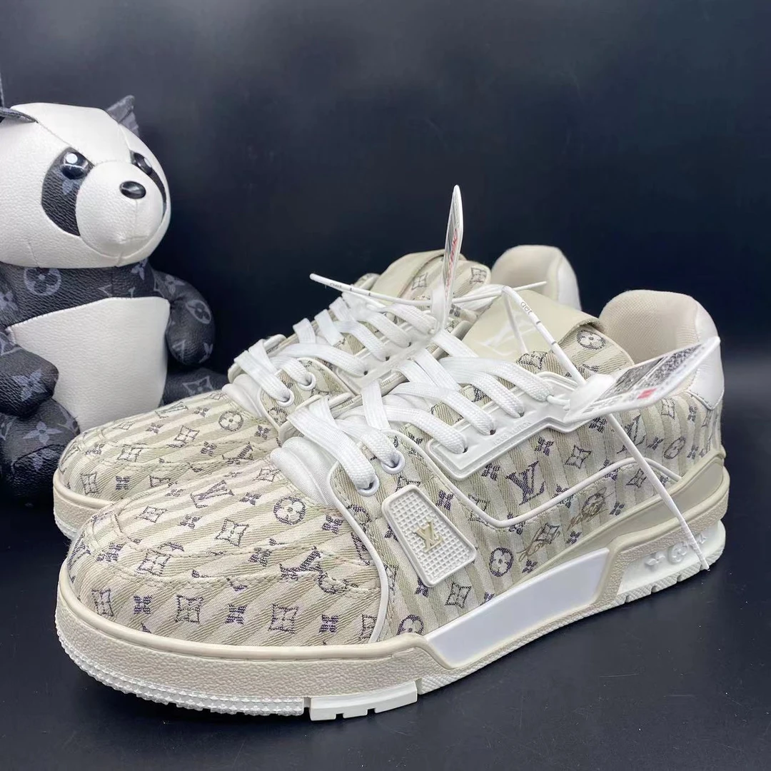 成色不同Louis Vuitton路易威登奶茶老花满印吹呢/正品/福利/潮鞋