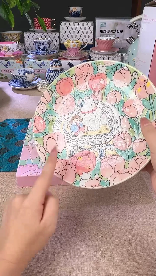 【闪购商品】瓷片124羡鸟文社(郁金香蛋糕)手绘8寸餐盘