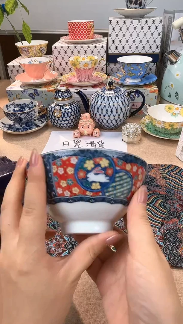 【闪购商品】瓷片161锦花兔红5英寸饭碗~~