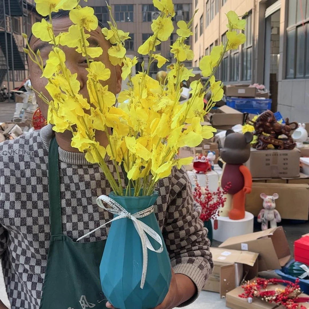 【闪购商品】树脂花瓶一套