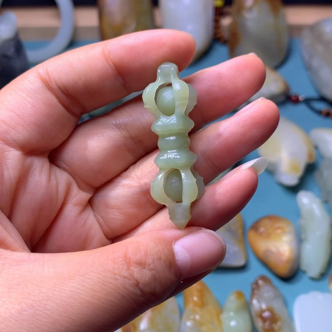 和田玉挂件未镶嵌