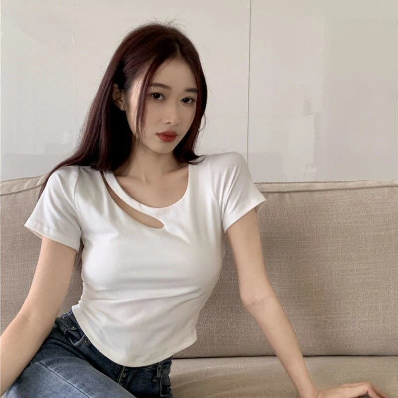 胖mm大码女装夏季新款纯欲风镂空短袖t恤小众别致短款辣妹上衣ins