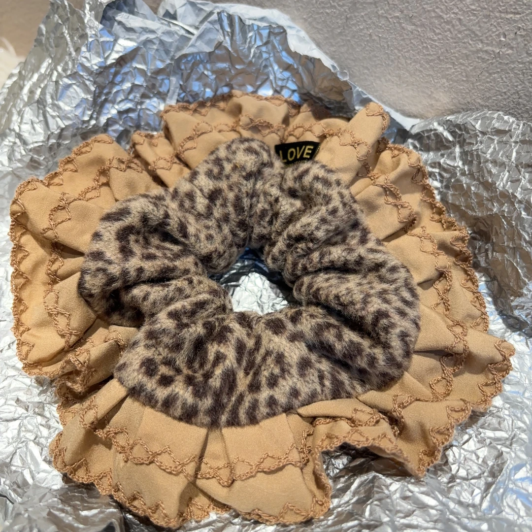 设计款豹纹花边发圈T32