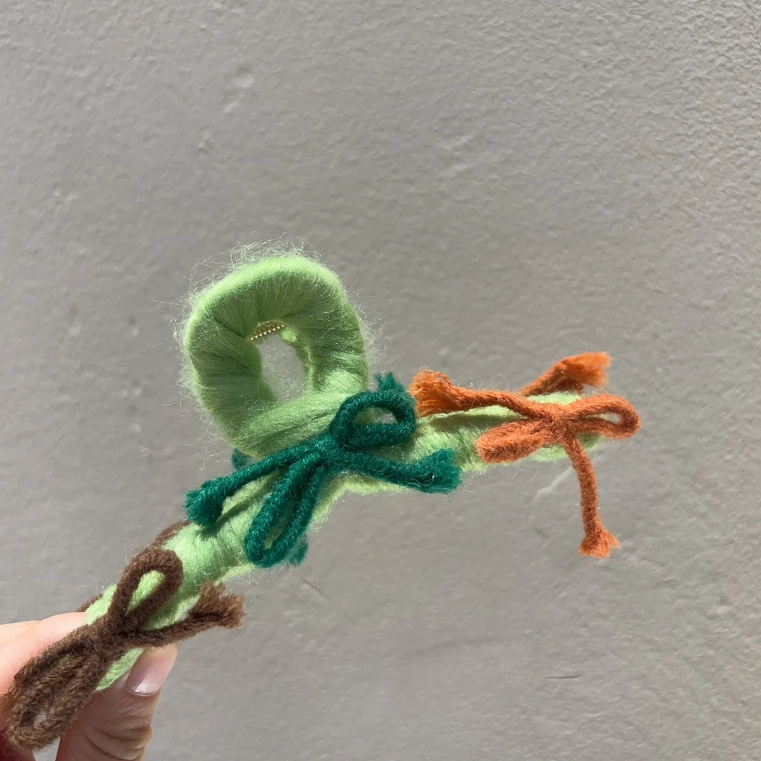 设计款彩色蝴蝶结发抓Z828