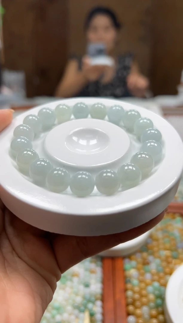 【闪购商品】翡翠手链未镶嵌珠子多样性发货