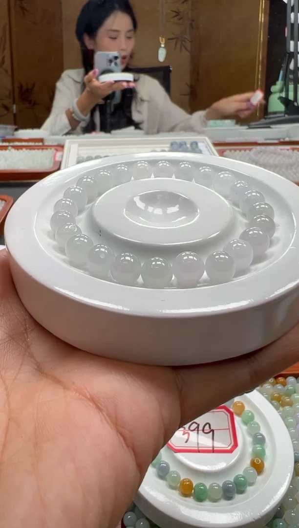 【闪购商品】翡翠手链未镶嵌珠子24颗卡8多样性发货