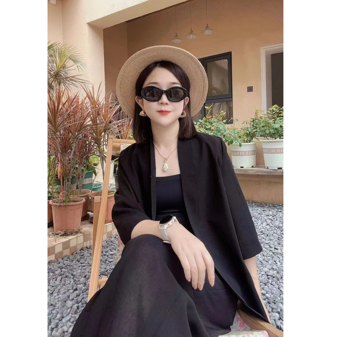 时尚气质黑色赫本风西装外套 显瘦百搭减龄宽松休闲西服H105321