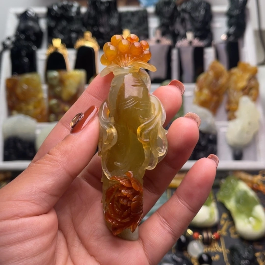 【闪购商品】蛇纹石玉颈饰未镶嵌