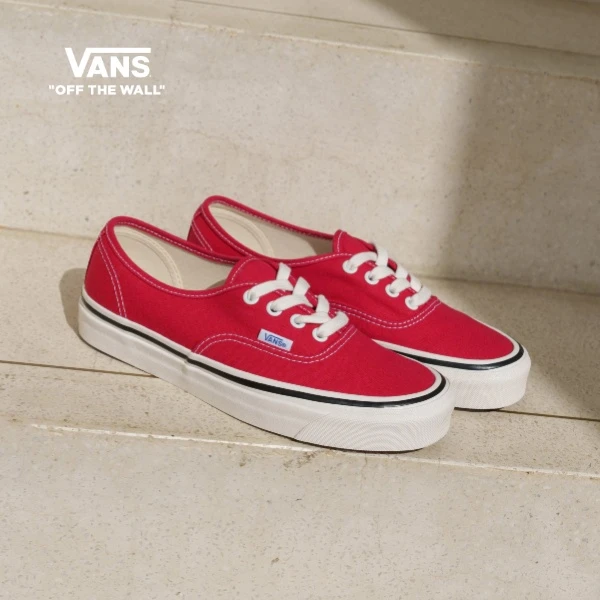 VANS范斯官方 Authentic 热情红安娜海姆潮流帆布鞋VN0A38ENMR91