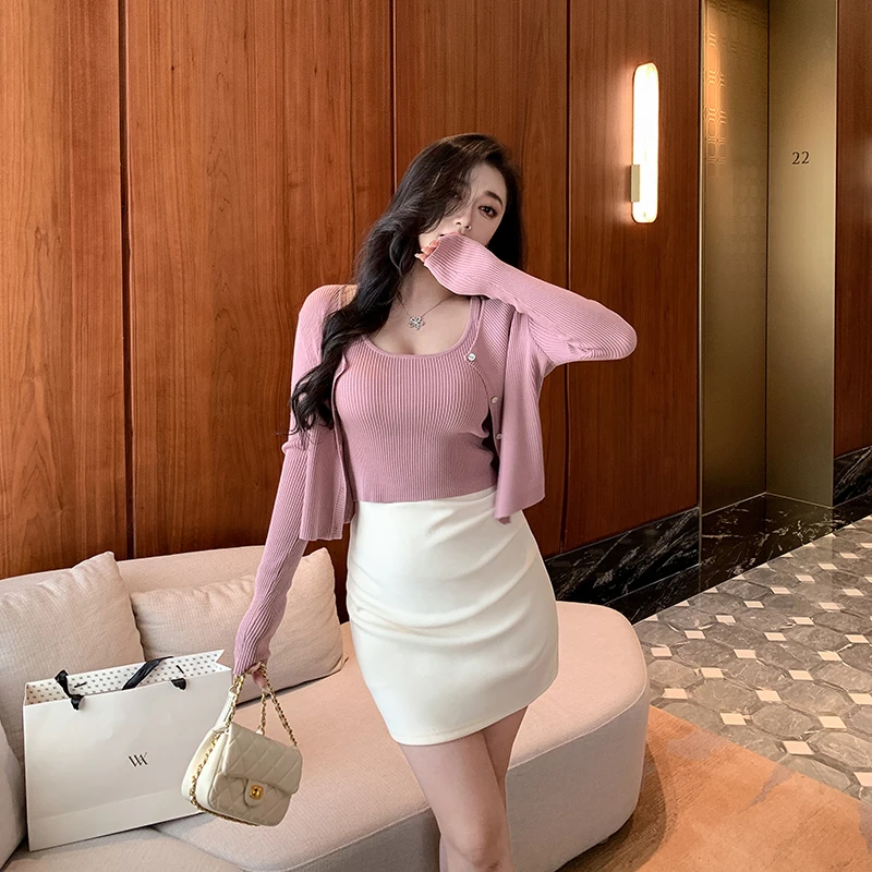 林关关纯色早春上衣针织衫开衫外套女坑条别致显瘦设计感新款毛衣