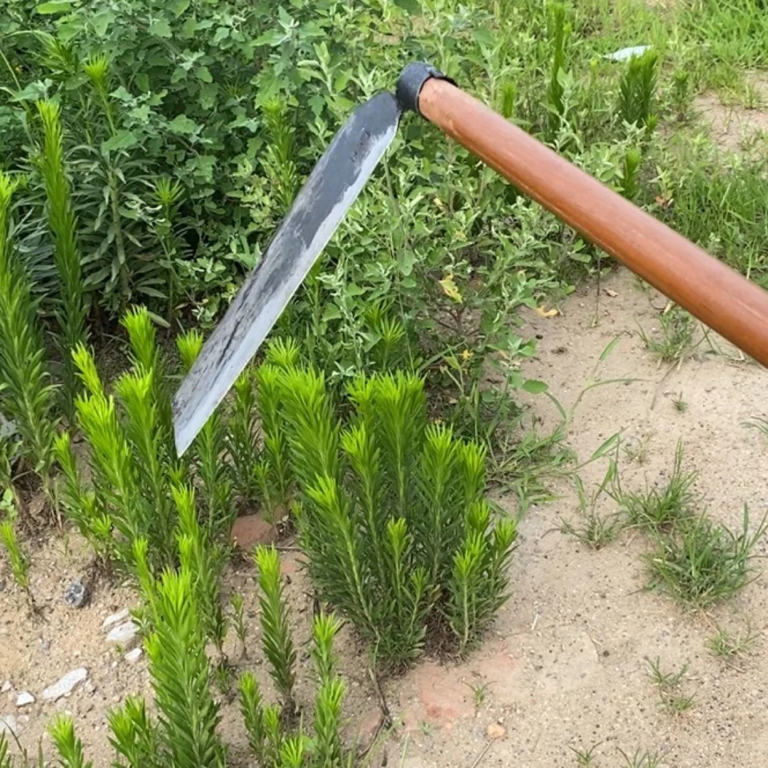 打草锻打钐镰刀锰钢淬火
