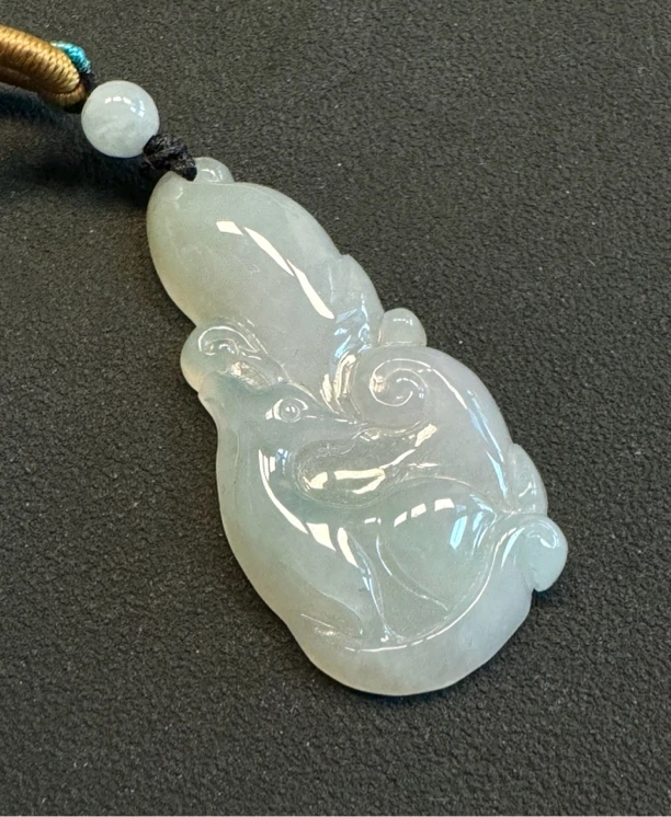 天然缅甸翡翠A货 吊坠九尾狐 桃花爱情事业