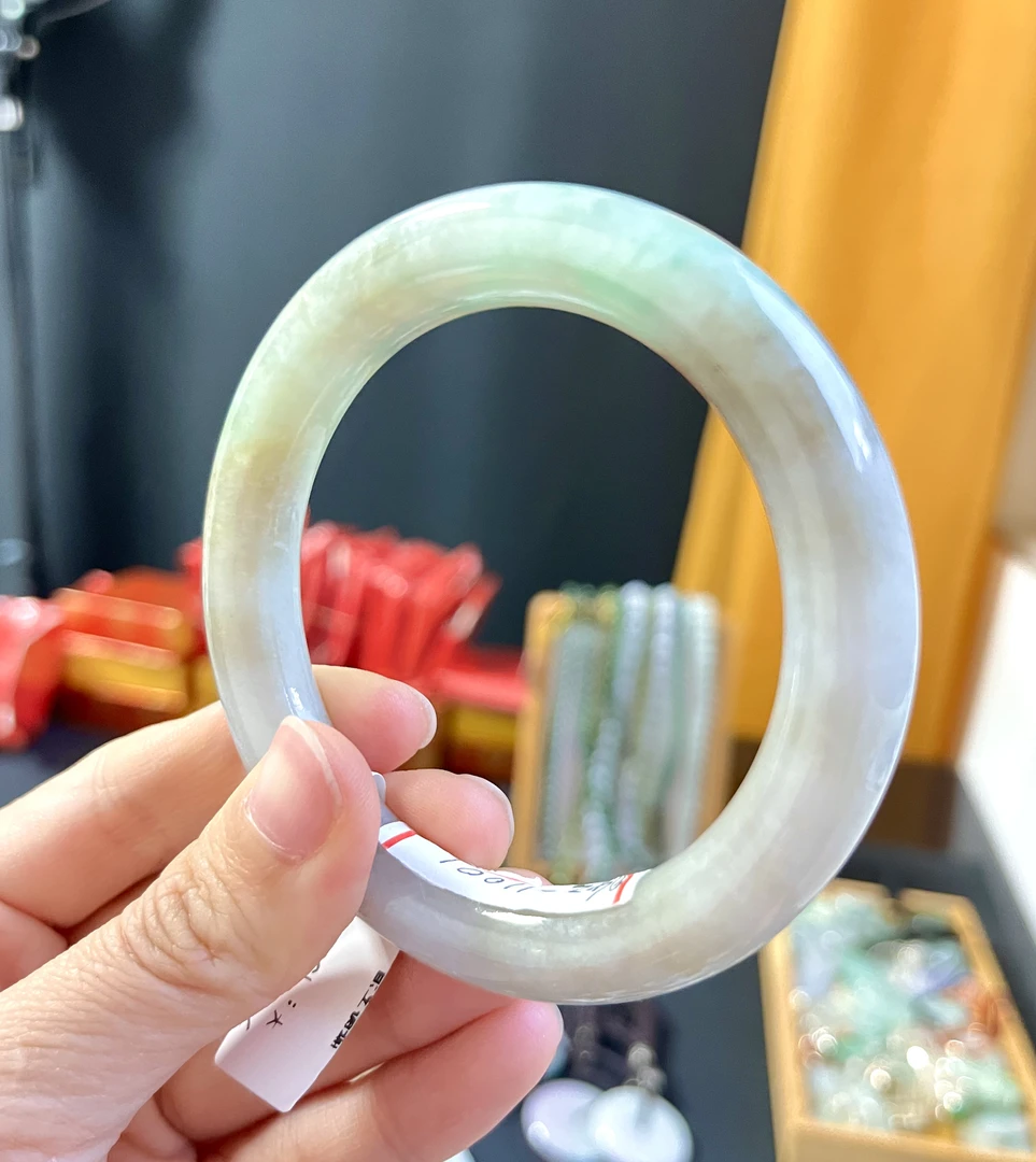 天然缅甸翡翠A货圆条58冰透绿