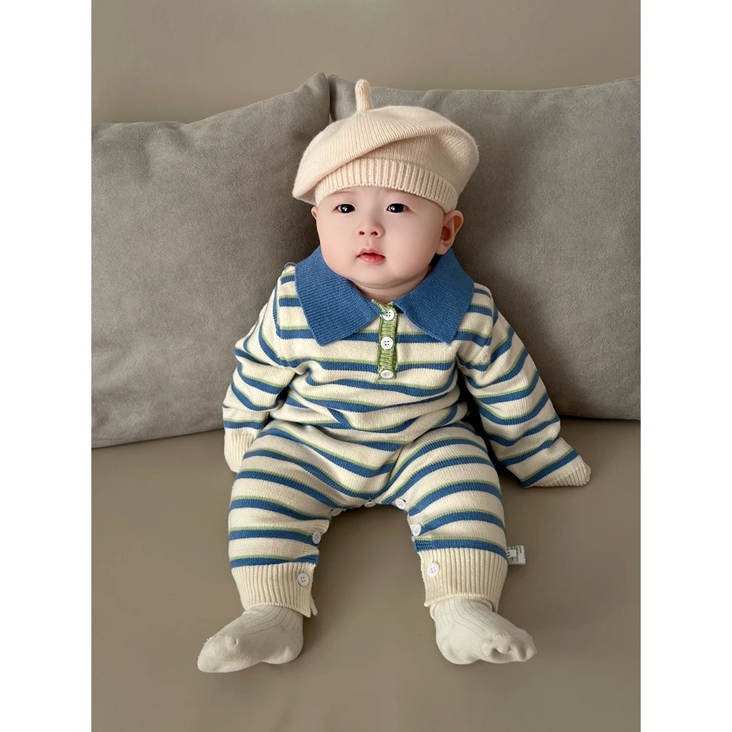 婴儿春季连体衣洋气时髦条纹针织爬服2025新款小月龄宝宝毛衣哈衣
