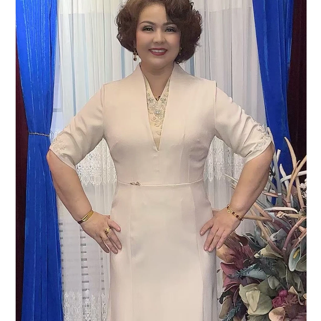 时尚新款女装连群 8889 肉