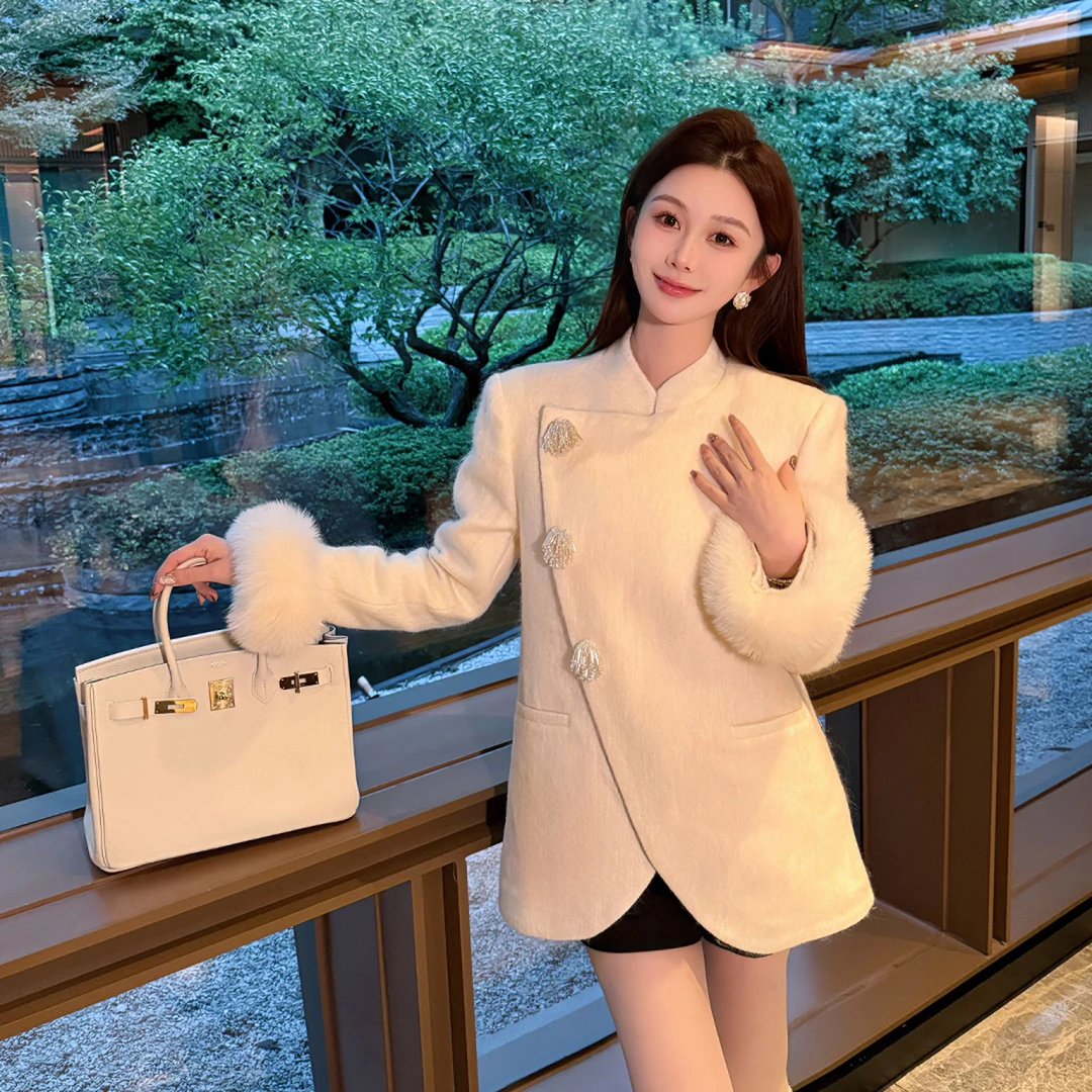 AZZHEN【星织流苏】法式名媛风高端斜门襟狐狸毛袖外套