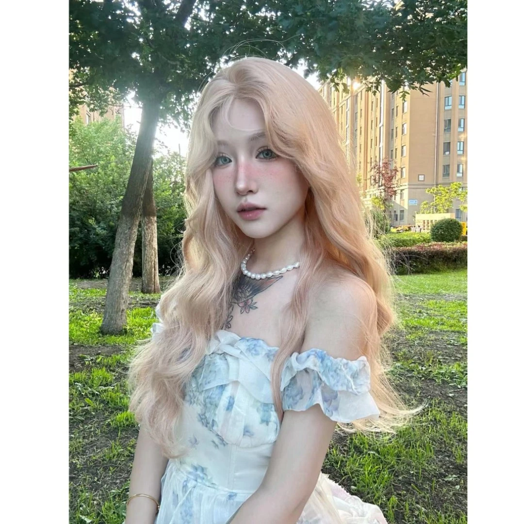 小徐【美神降临】假发女粉金色中分长卷发减龄女款全头套式浅色假发